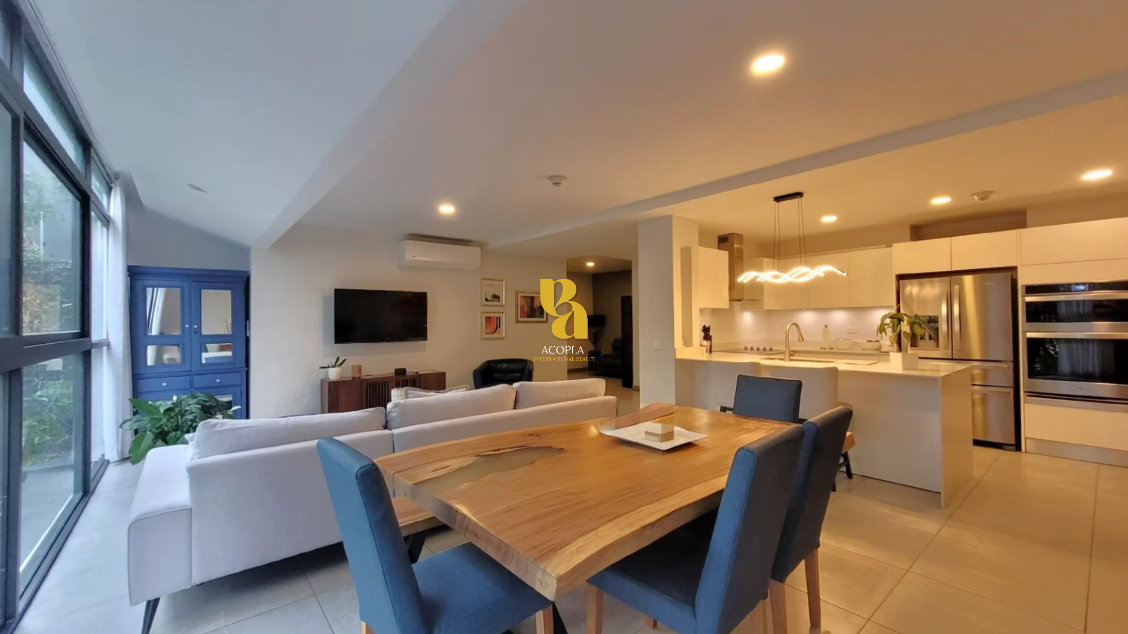 Apartamento de lujo semi nuevo en Escazú